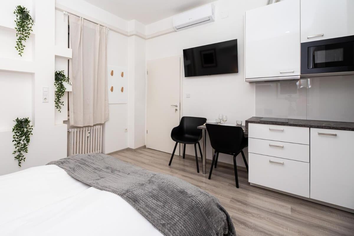Extra Central - New - Charming Studio Budapest Extérieur photo